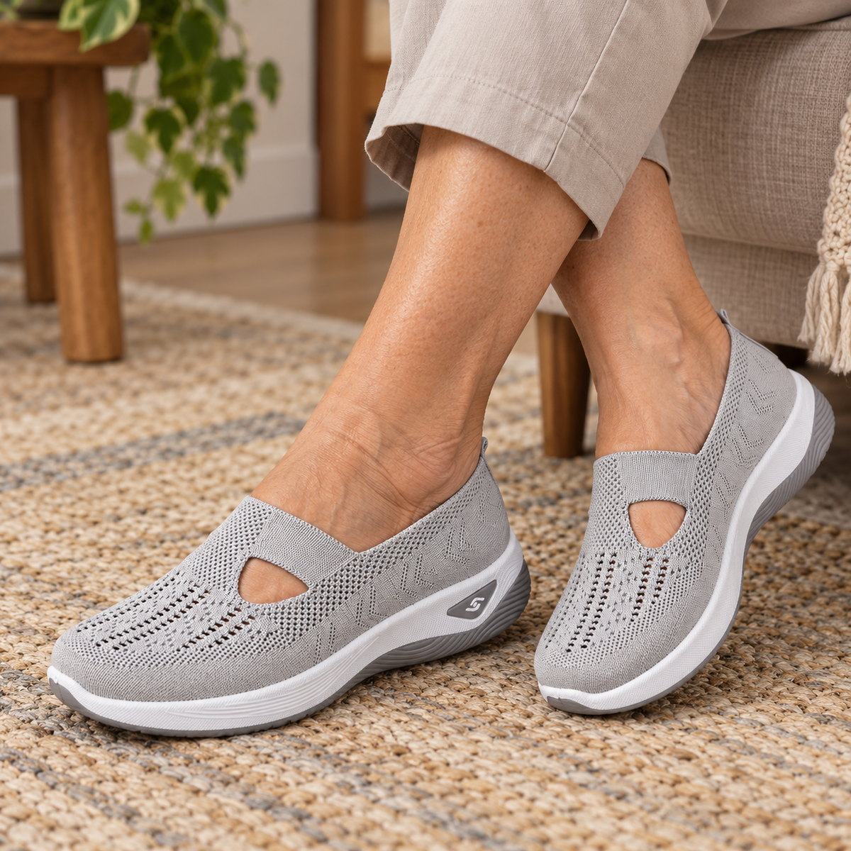 CARRY | Orthopaedic Slip-On Shoes